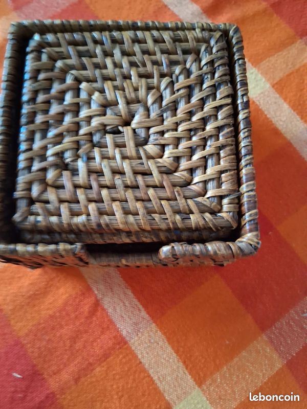 Lot 6 sous verres en rotin 10x10 (image 1)