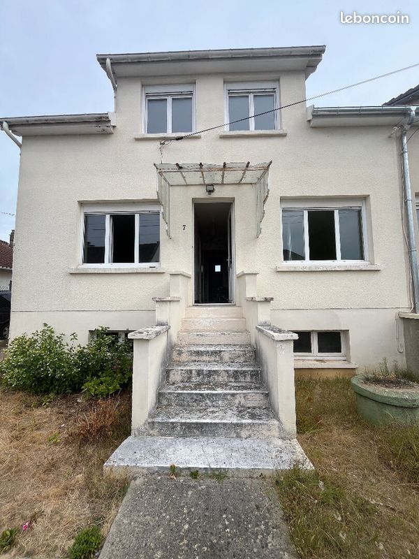 Maison 8 pièces 110 m² · à Ouistreham · 110 m² · 305 700 €