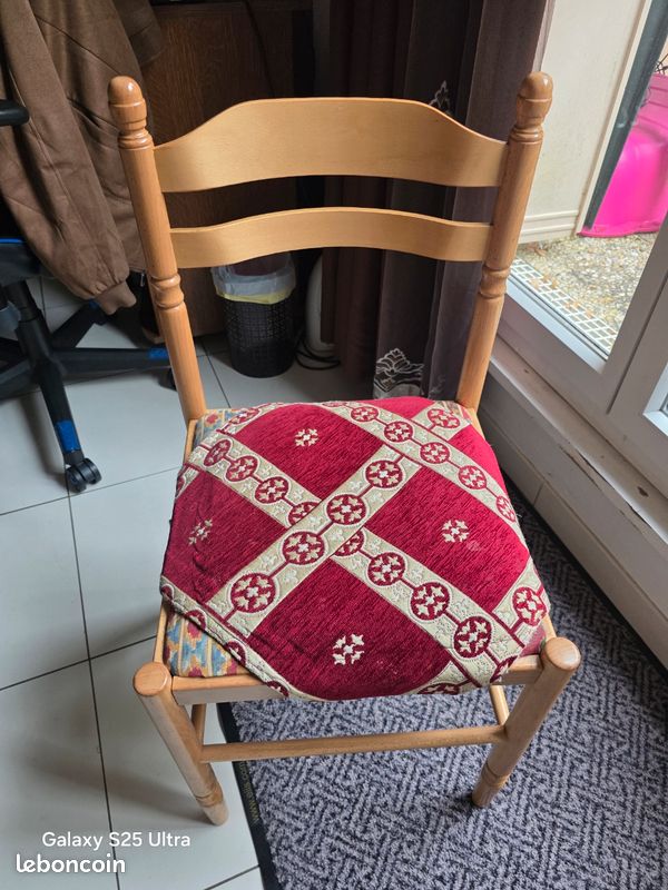 8 Chaises salon (image 1)