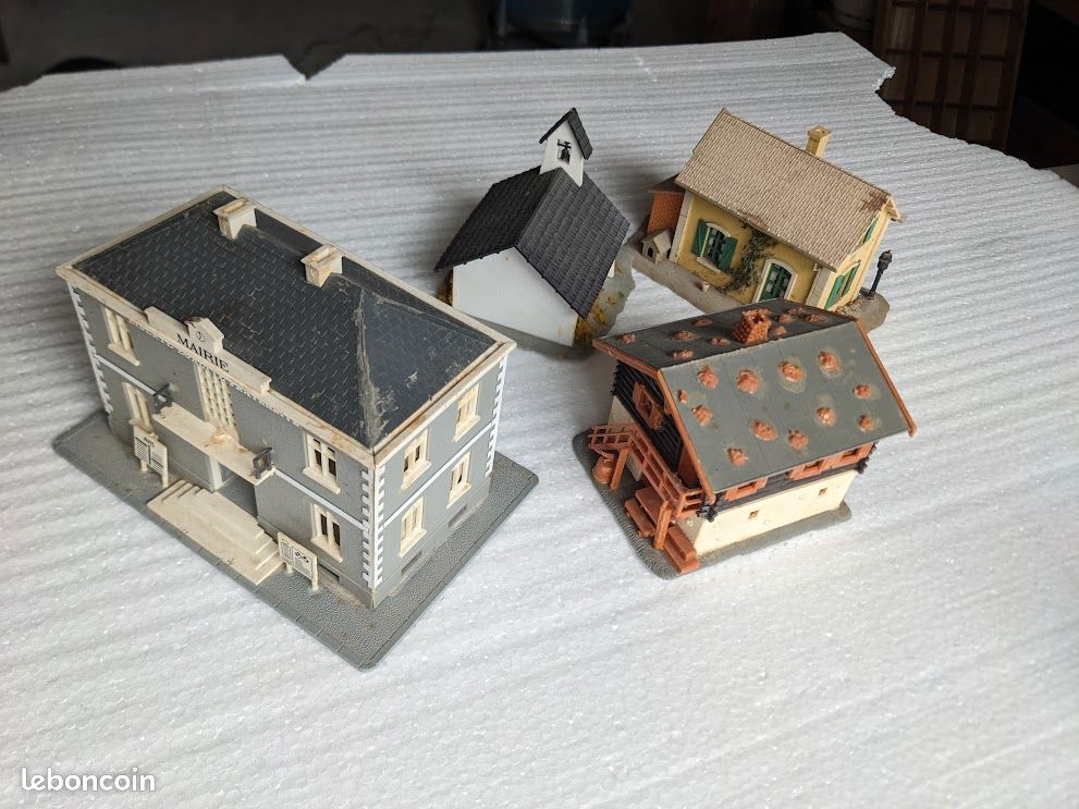 Lot de 5 maisons HO (image 2)