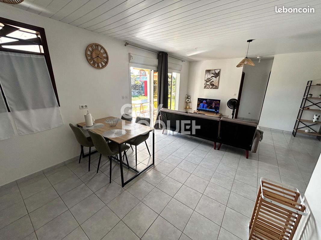 Appartement 2 pièces 55 m² · à Remire-Montjoly · 55 m² · 1 080 €