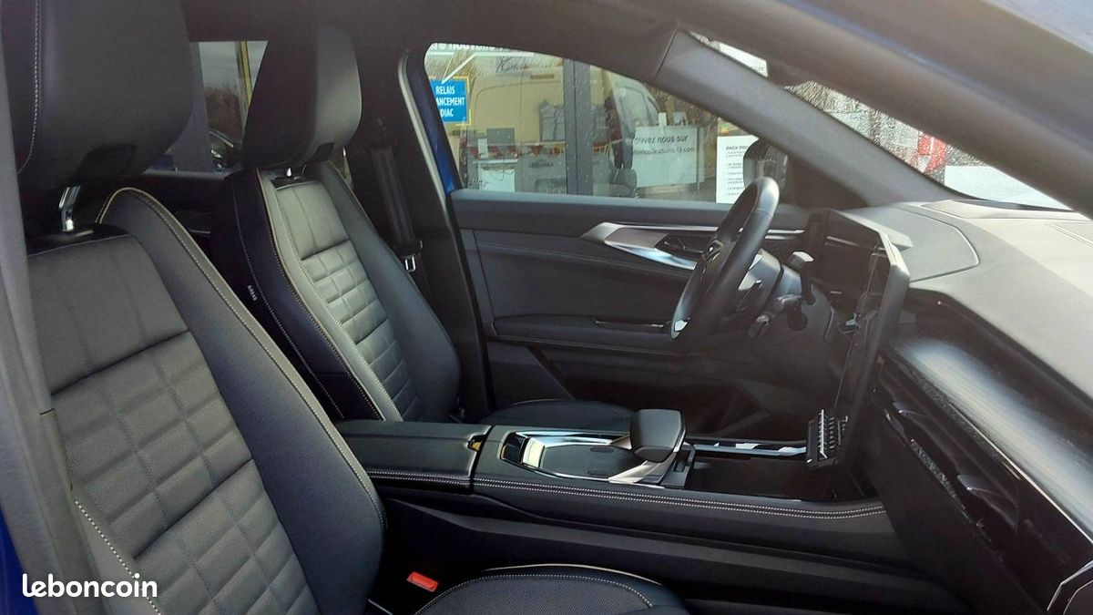 Renault Austral E-Tech full hybrid 200ch Iconic (image 9)
