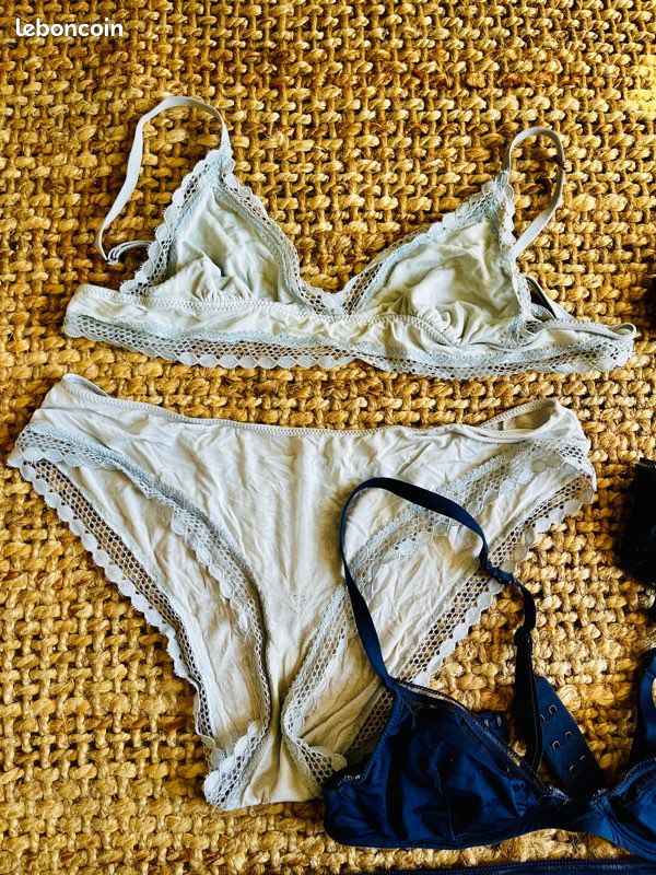 Ensemble Lingerie Soutien-gorge 110C + Culotte 48 Bleu Dentelle Dorée - Neuf Avec étiquettes, Vintage