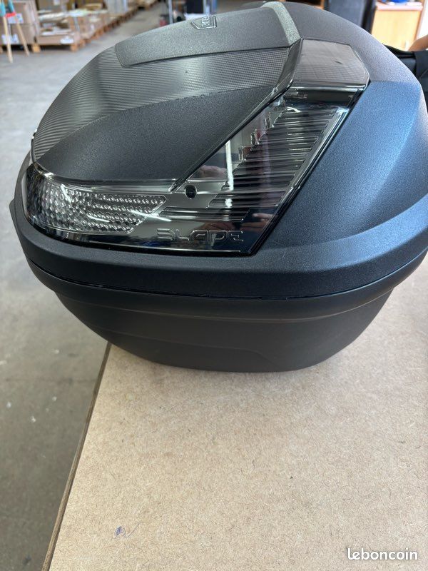 Top case GIVI B47 BLADE (image 2)