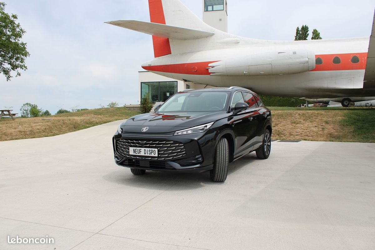 Mg HS LUXURY 224 CV HYBRID+ GPS 3D CAMÉRA 360° JA 19 USB I-COKPIT FULL LED BOITE AUTO (image 4)