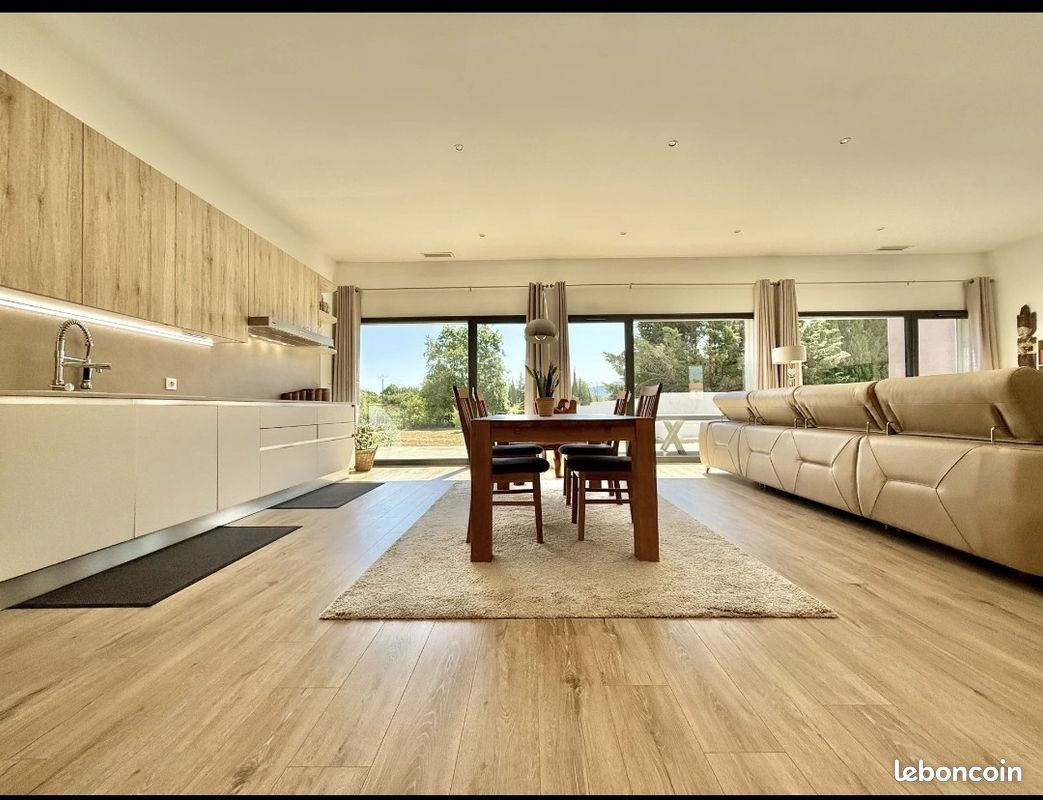 Maison 6 pièces 184 m² · à Caudiès-de-Fenouillèdes · 184 m² · 395 000 €