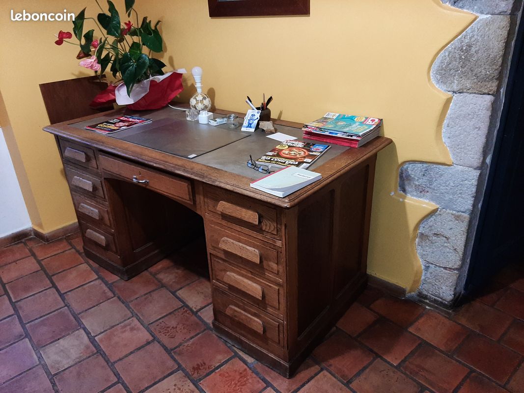 Bureau de notaire (image 2)