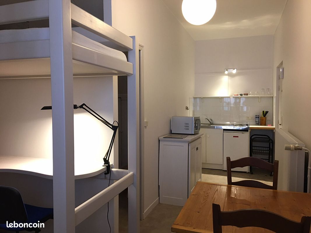 Appartement 1 pièce 18 m² · à Besançon · 18 m² · 460 €/mois