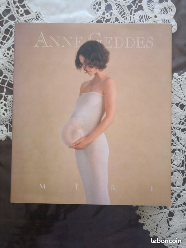 Livre photos femmes enceintes mère d'anne Gueddes (image 1)