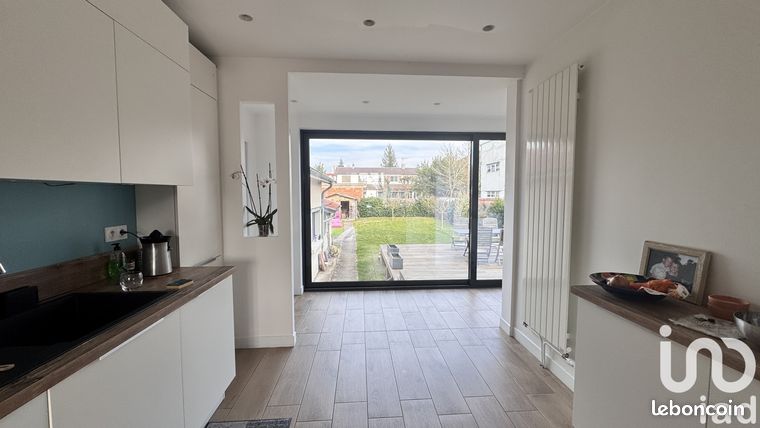 Maison 7 pièces 185 m²
