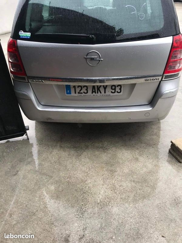 Opel zafira / zafira family b (a05) 1.9 cdti (m75) 100cv Équipement auto