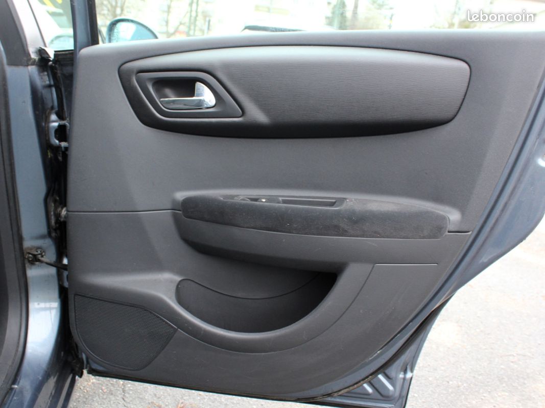 CITROEN C4 HDI 110 Pack Ambiance (image 28)