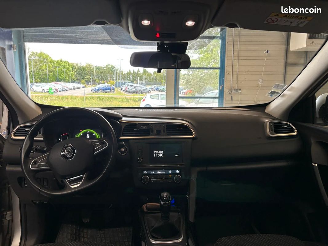 RENAULT Kadjar 1.5 dCi 110 ch Zen - 2015 - 127 000 km - Suivi complet - 1re main - Attelage (image 11)