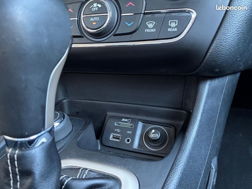 JEEP CHEROKEE 2.2 MultiJet 200 - Night Eagle - Garantie 12 mois (image 21)
