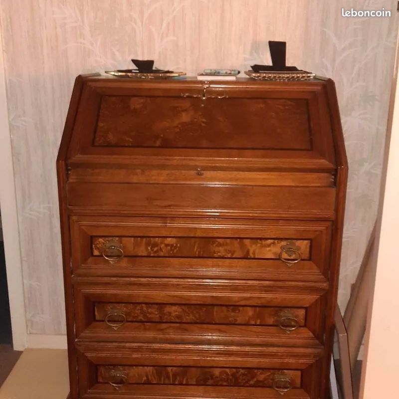 A vendre petit secrétaire anglais loupe d'orme (image 1)