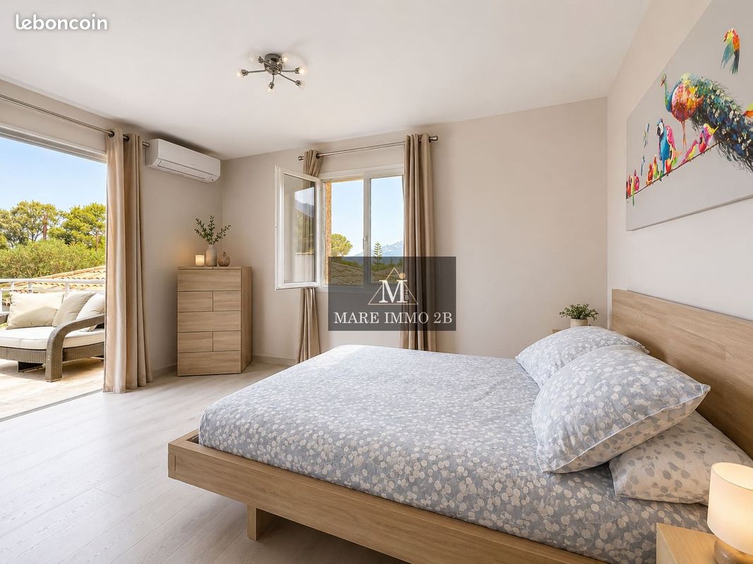 Maison de 160 m² avec piscine sur 1 541 m² de terrain (image 9)