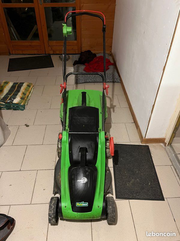Tondeuse électrique (image 1)