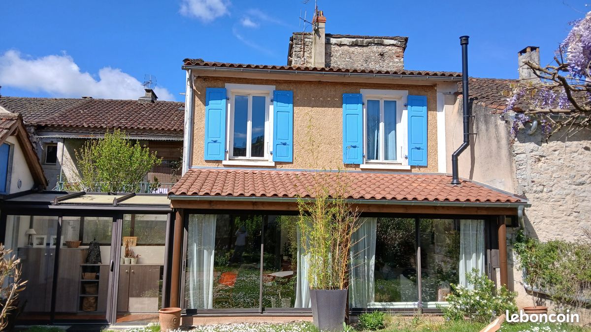 Maison 3 pièces 94 m² · à Mercuès · 94 m² · 170 000 €