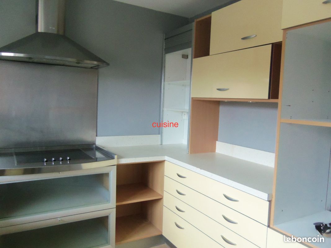 Appartement 3 pièces 90 m² · à Annoeullin · 90 m² · 830 €