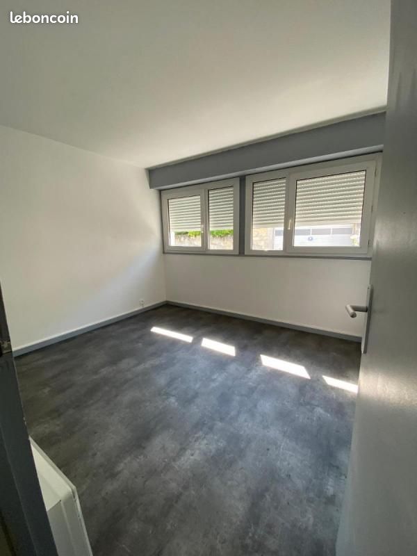 Appartement 3 pièces 55 m² - Bordeaux 33000 (image principale 0)