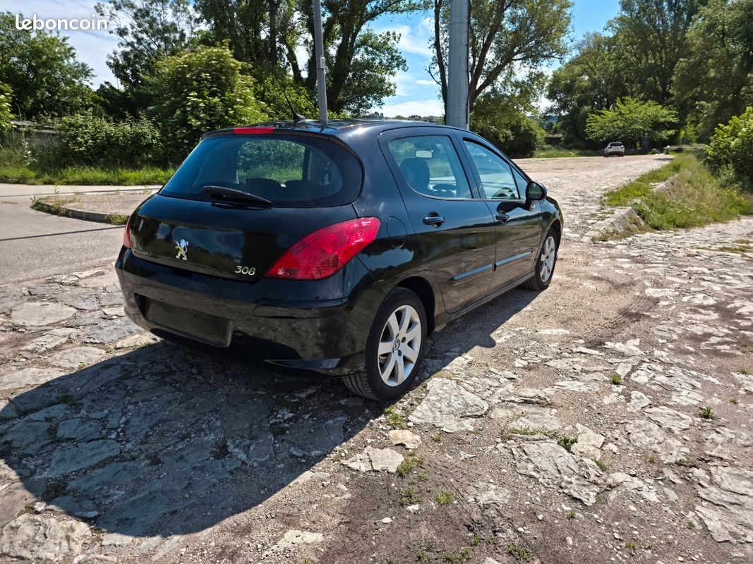 Peugeot 308 1.6 HDI 110 CH (image 2)