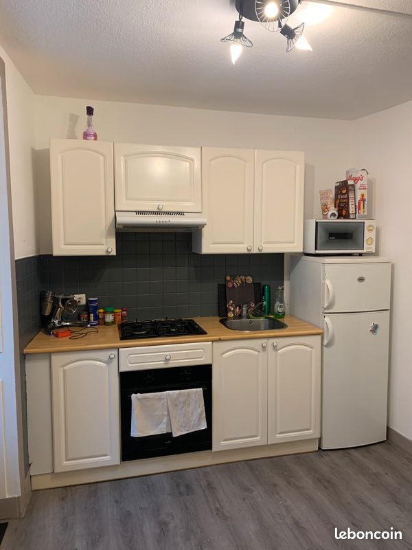 Appartement 1 pièce 35 m² · à Poligny · 35 m² · 400 €/mois
