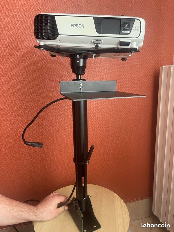 Rétroprojecteur epson EB-U32 (image 2)