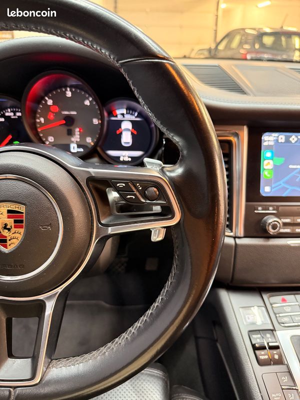 PORSCHE MACAN 3.0 DIESEL 260 S PDK BVA / CARPLAY / SIEGE CHAUFFANT / BOSE SOUND SYSTEM + 4 JANTES HIVEr (image 25)