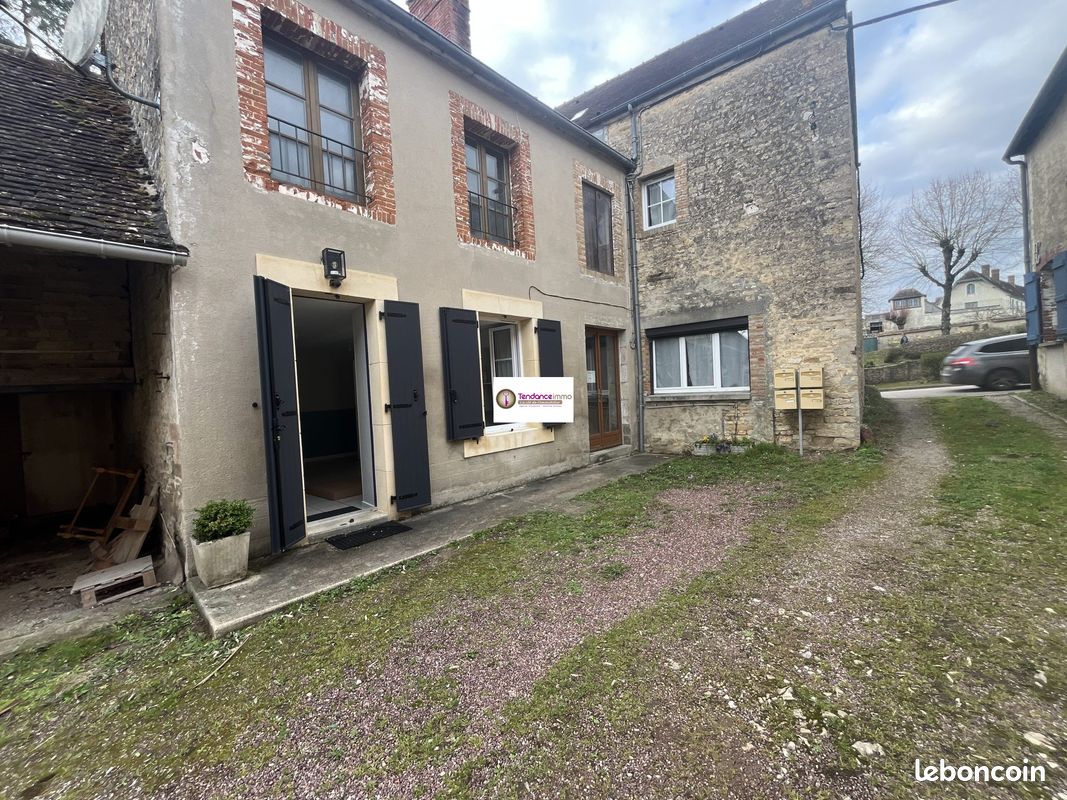 Maison 5 pièces 96 m² · à Le Mêle-sur-Sarthe · 96 m² · 153 500 €