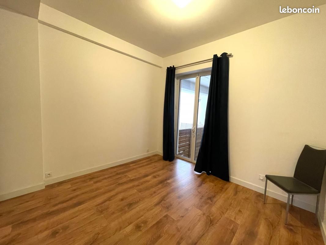 Appartement a louer caluire-et-cuire - 4 pièce(s) - 82 m2 - Surfyn