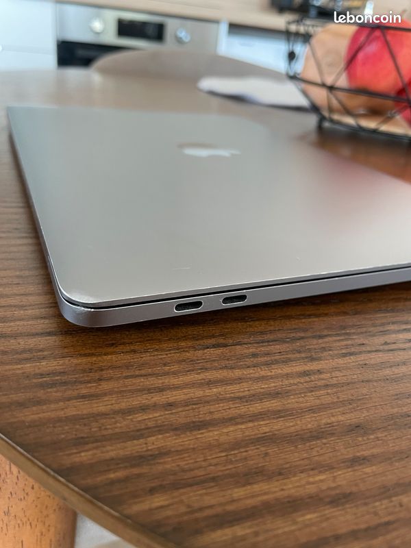 MacBook Pro 2020 - 500 Go - 4 ports USB-C (+ Final Cut & Logic Pro) (image 10)