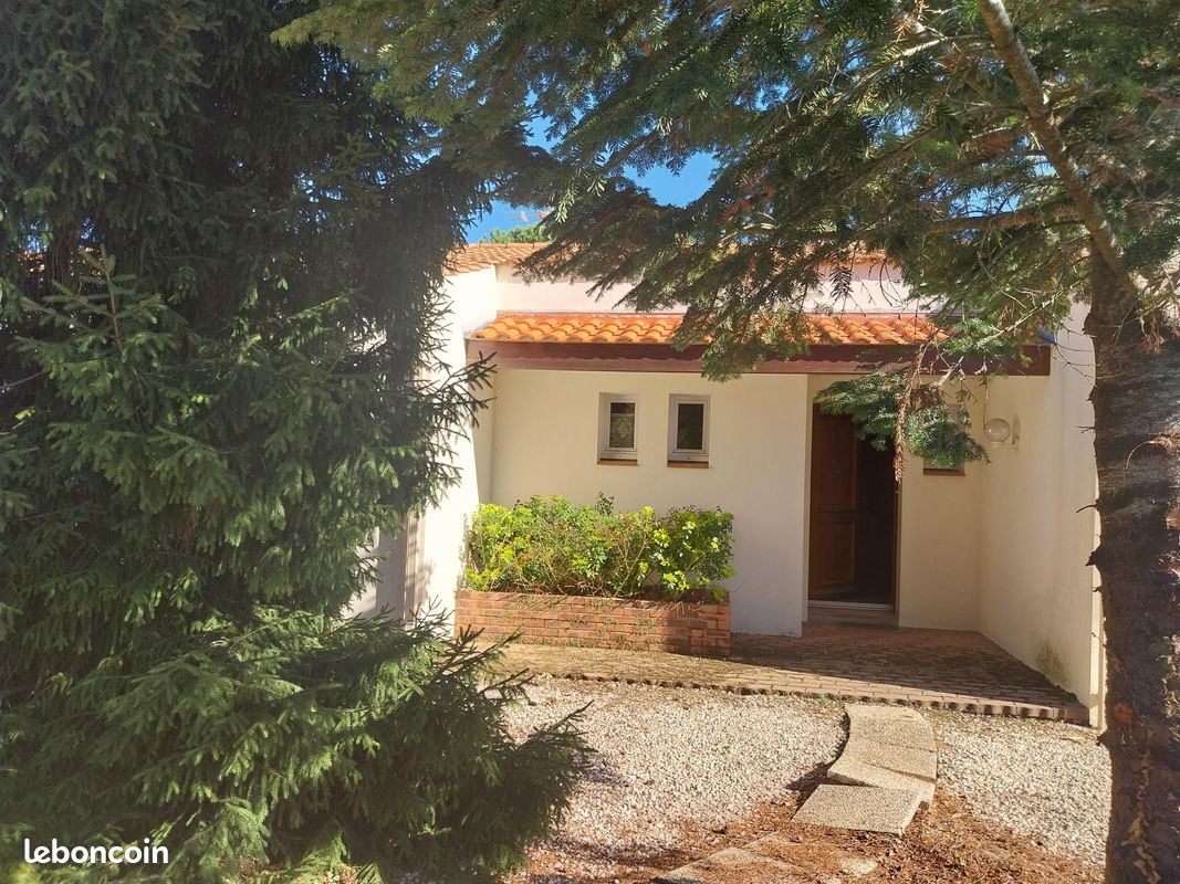 Maison 5 pièces 140 m² · à La Garnache · 140 m² · 296 400 €