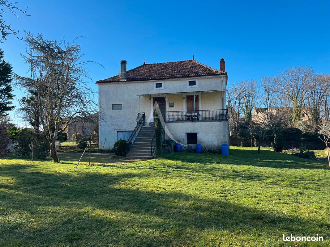 Maison 5 pièces 397 m² (image 1)