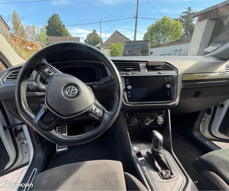 Tiguan R Line toit panoramique (image 2)