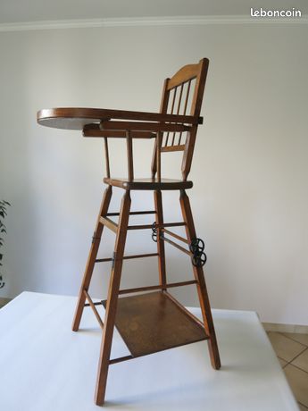 Ancienne et jolie petite chaise paillée XIXème pour poupée