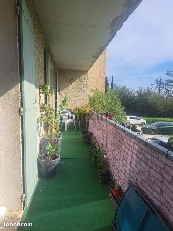 Appartement 4 pièces 86 m² · à Remoulins · 86 m² · 780 €