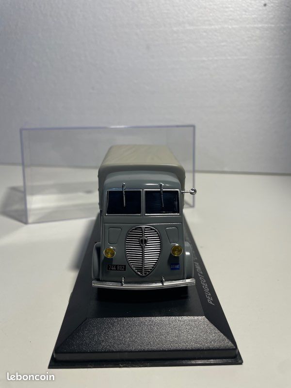Le camion Peugeot DMA FFI en miniature par Ixo Models au 1/43e