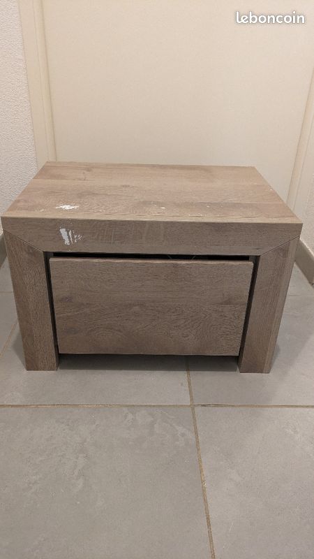 Table de chevet (image 1)