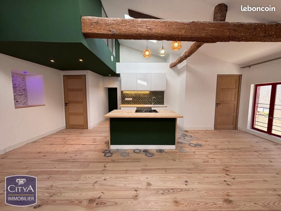 Maison 3 pièces 80 m² · à Saint-Hilaire · 80 m² · 132 000 €