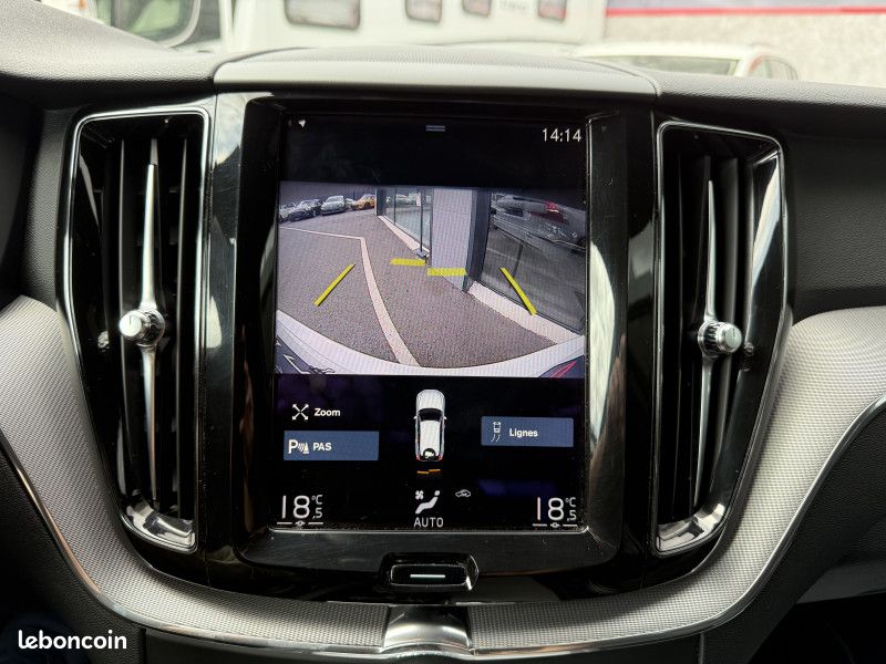 Volvo XC60 D4 AWD 190CH R-DESIGN GEARTRONIC (image 20)