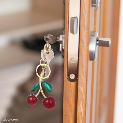 Porte-clés créatif strass pour cerise en alliage pour accessoires de