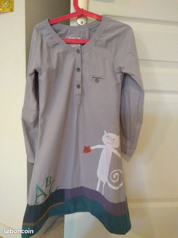 Robe (image 1)