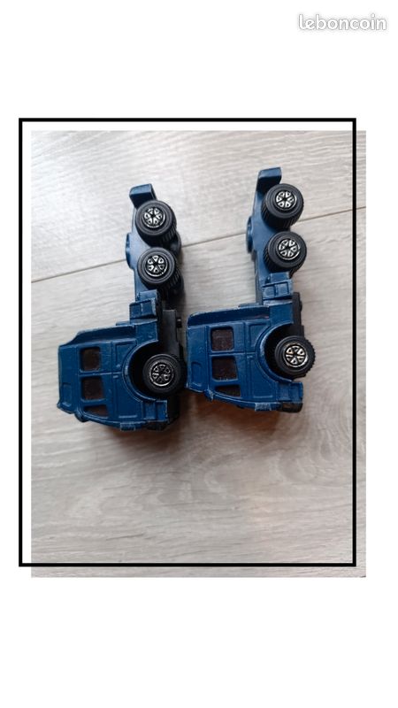 Lot de 2 camions bleu 10 cm (image 1)