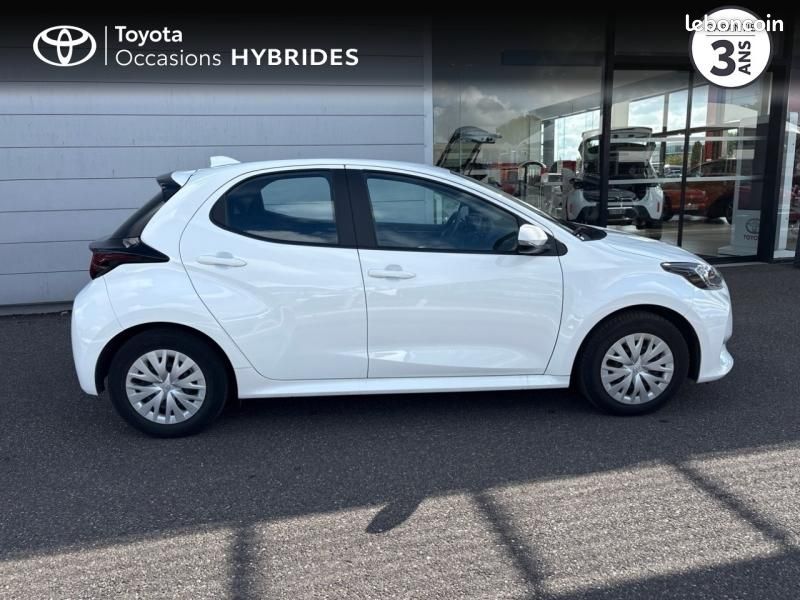 Toyota Yaris 116h Dynamic 5p MY22 (image 17)