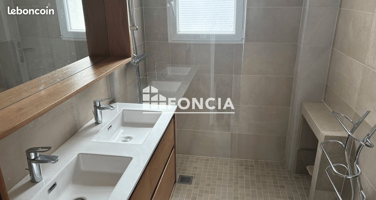 Appartement 2 pièces 45 m² · à Paris · 45 m² · 1 663 €/mois