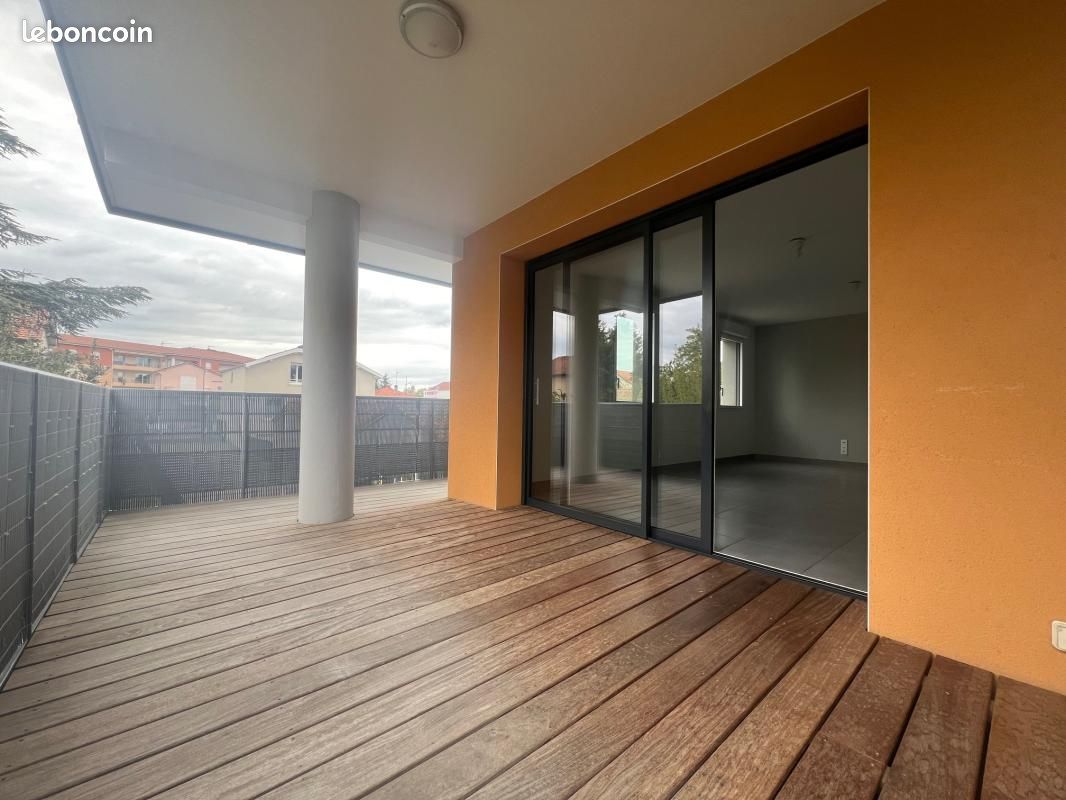 Appartement 3 pièces 75 m² · à Montbrison · 75 m² · 750 €