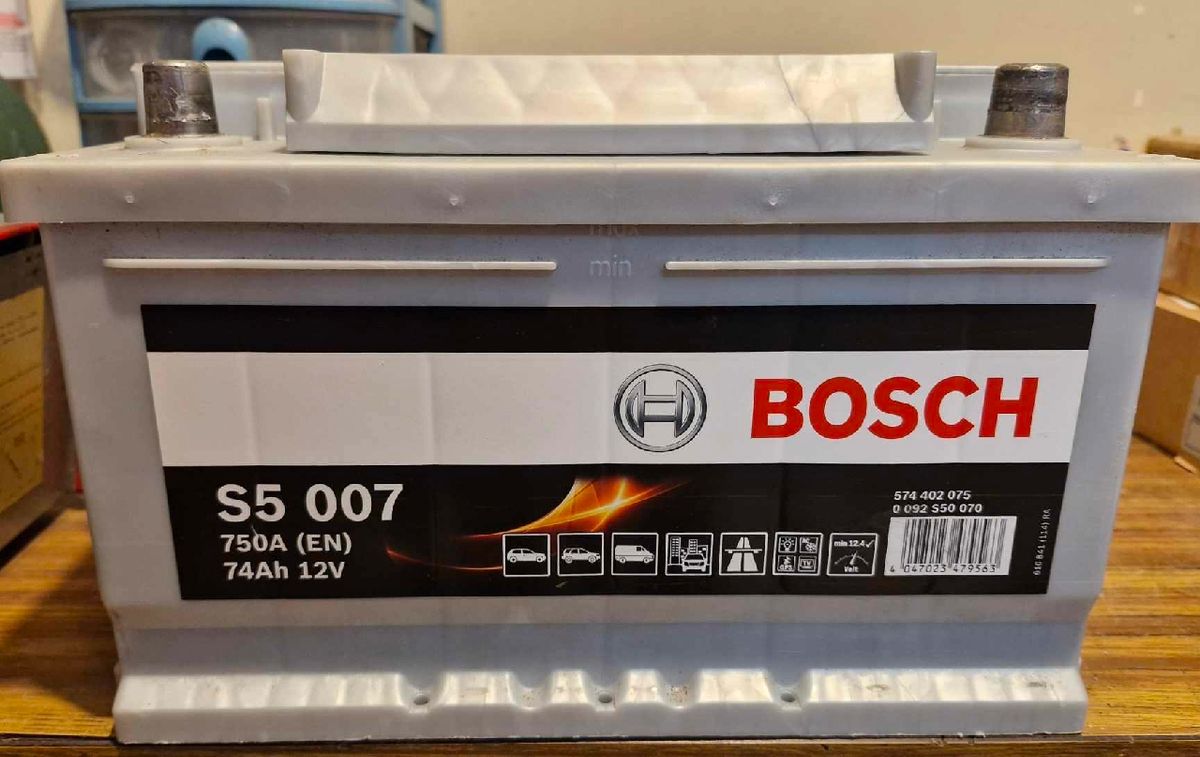 Bosch S5 007 74Ah Autobatterie 574 402 075