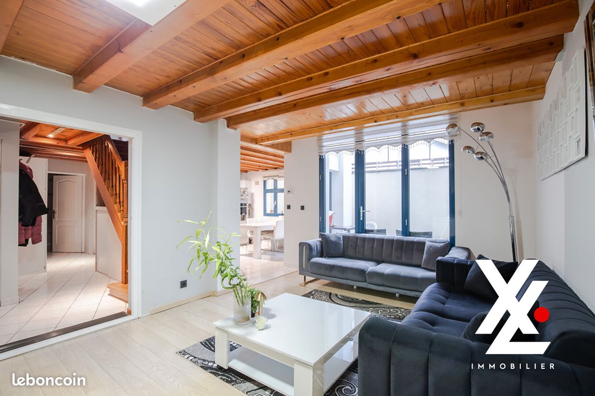 Appartement 5 pièces 142 m² · à Nancy · 142 m² · 260 000 €