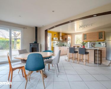 Maison 590 000 € - 171 m²