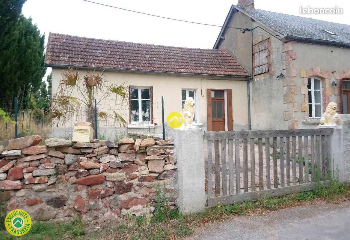 Maison 3 pièces 60 m² · à Saint-Amand-Montrond · 60 m² · 34 000 €